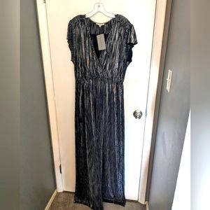 Unique Vintage silver shimmer maxi NWT